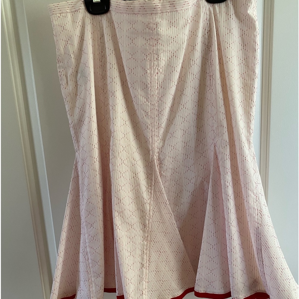 NWOT max studio size 6 skirt perfect for spring